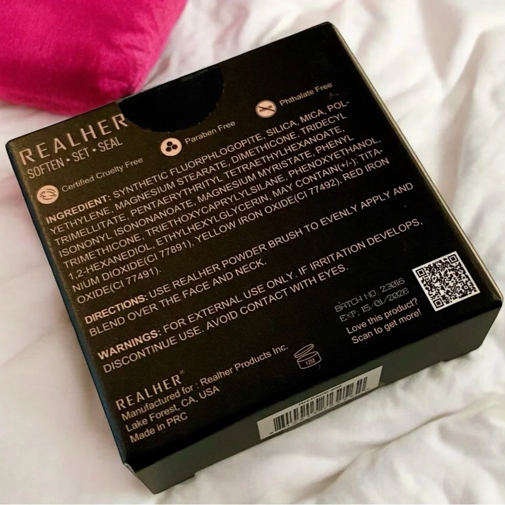 💎 REALHER Setting Powder in Shade I Am Convinced